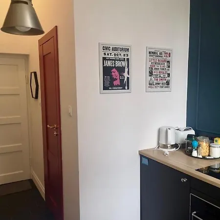 Mariensztat - Swan2 *