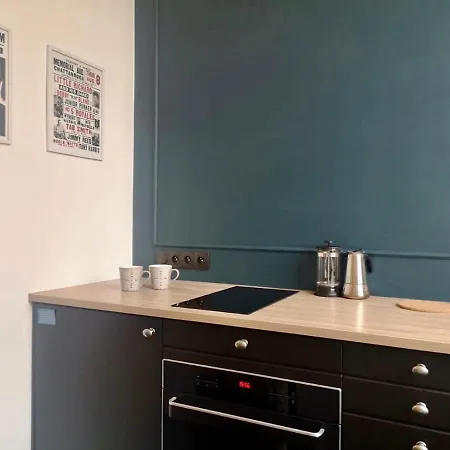 Mariensztat - Swan2 * Warschau